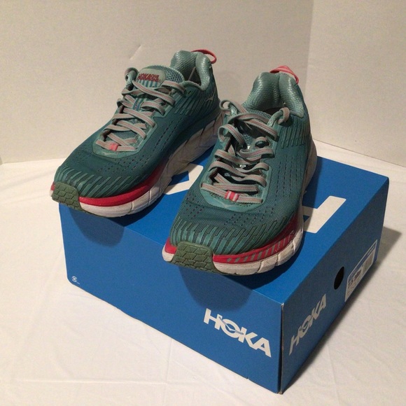 HOKA Clifton 5 running/athletic shoe.lots of miles left.size 7.5 - Picture 5 of 13